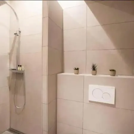 Au Coeur Des Batignolles *