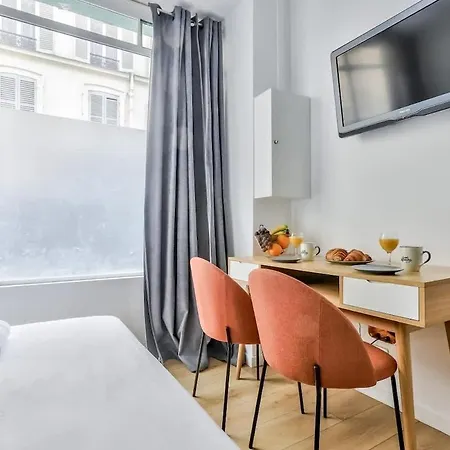 Au Coeur Des Batignolles